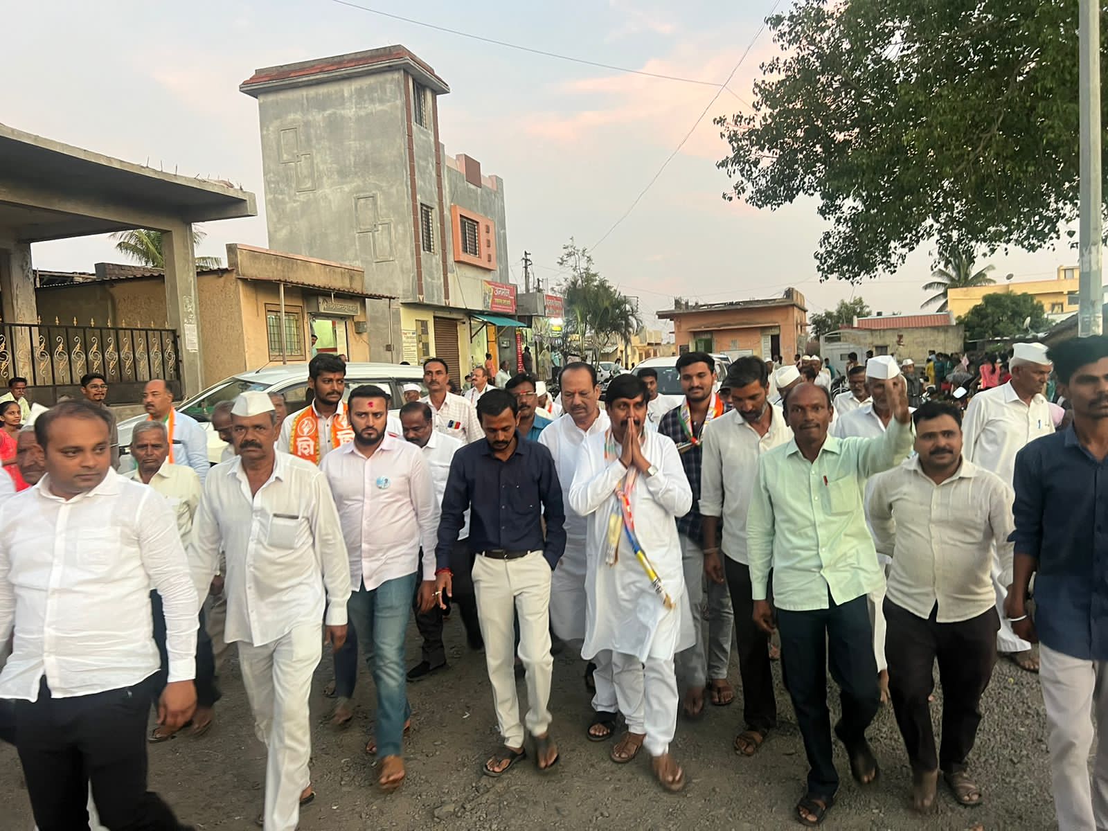 धैर्यशील मोहिते पाटील यांच्या विजयासाठी फलटणच्या विविध गटांनी कंबर कसली 